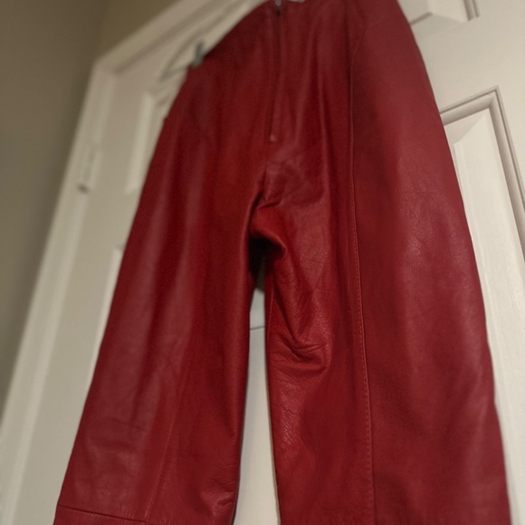 Red leather pants - Picture 3 of 4